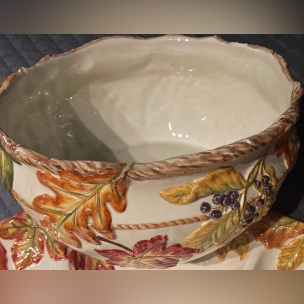 Autumn Leaf Medium Serving Bowl